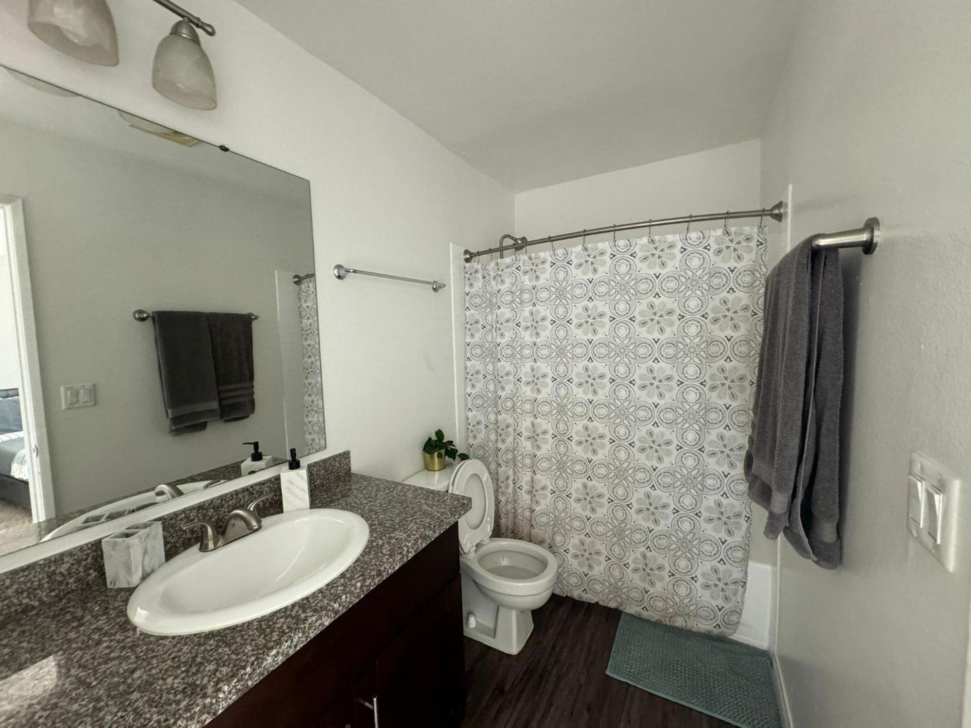 לוס אנג'לס Incredible Two Bedroom Hollywood Apartments Free Parking מראה חיצוני תמונה